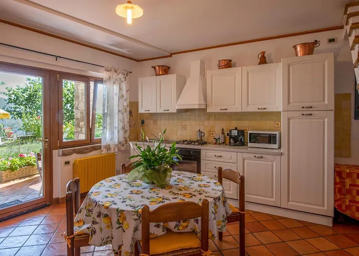 La Casa Di Monica E Luciano Stresa